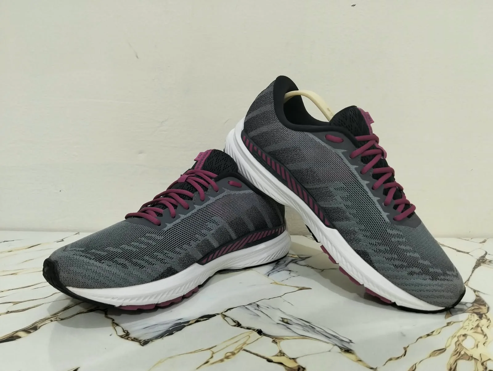 BROOKS RAVENNA 10 view 7