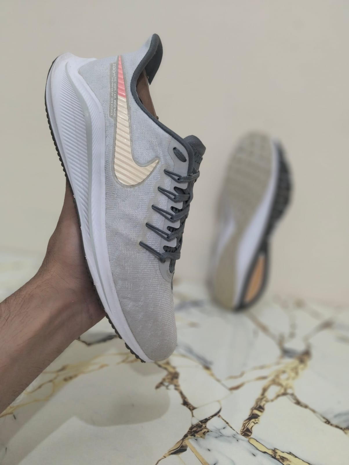 NIKE ZOOM VOMERO 14 view 5