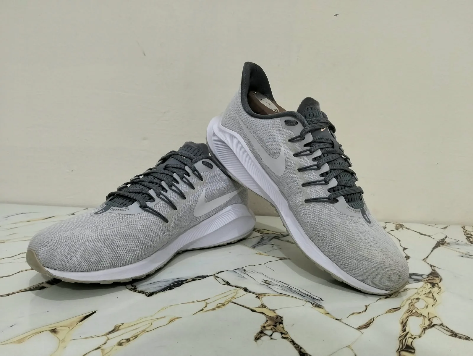 NIKE ZOOM VOMERO 14 view 6