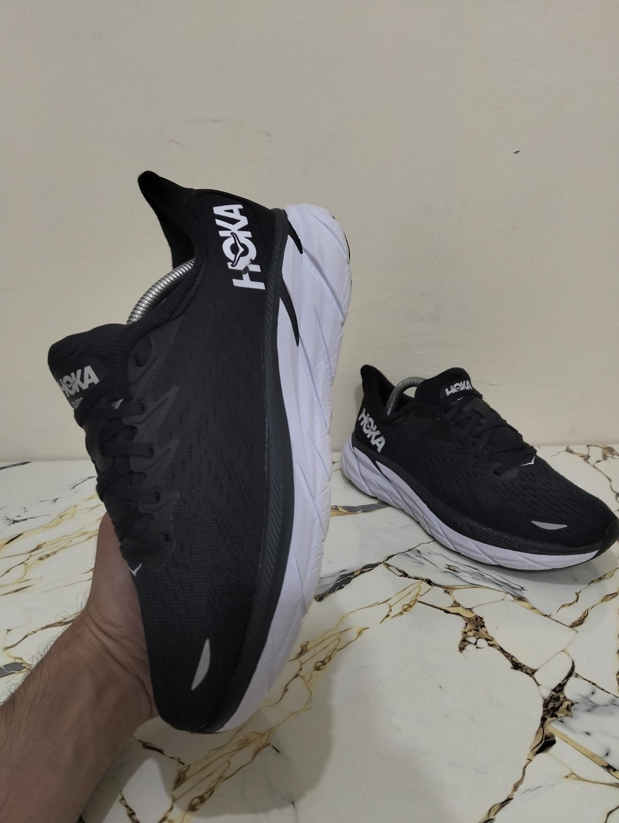 HOKA CLIFTON 8 view 9