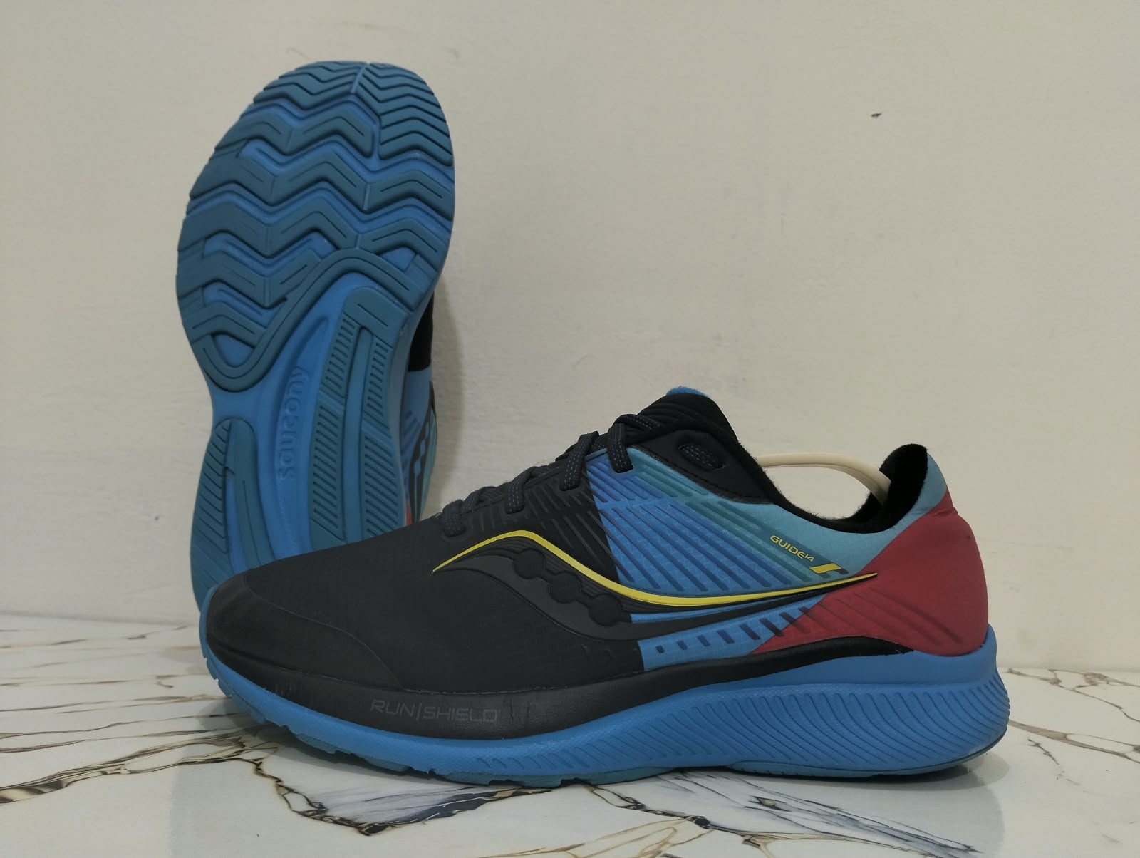 SAUCONY GUIDE 14 view 3