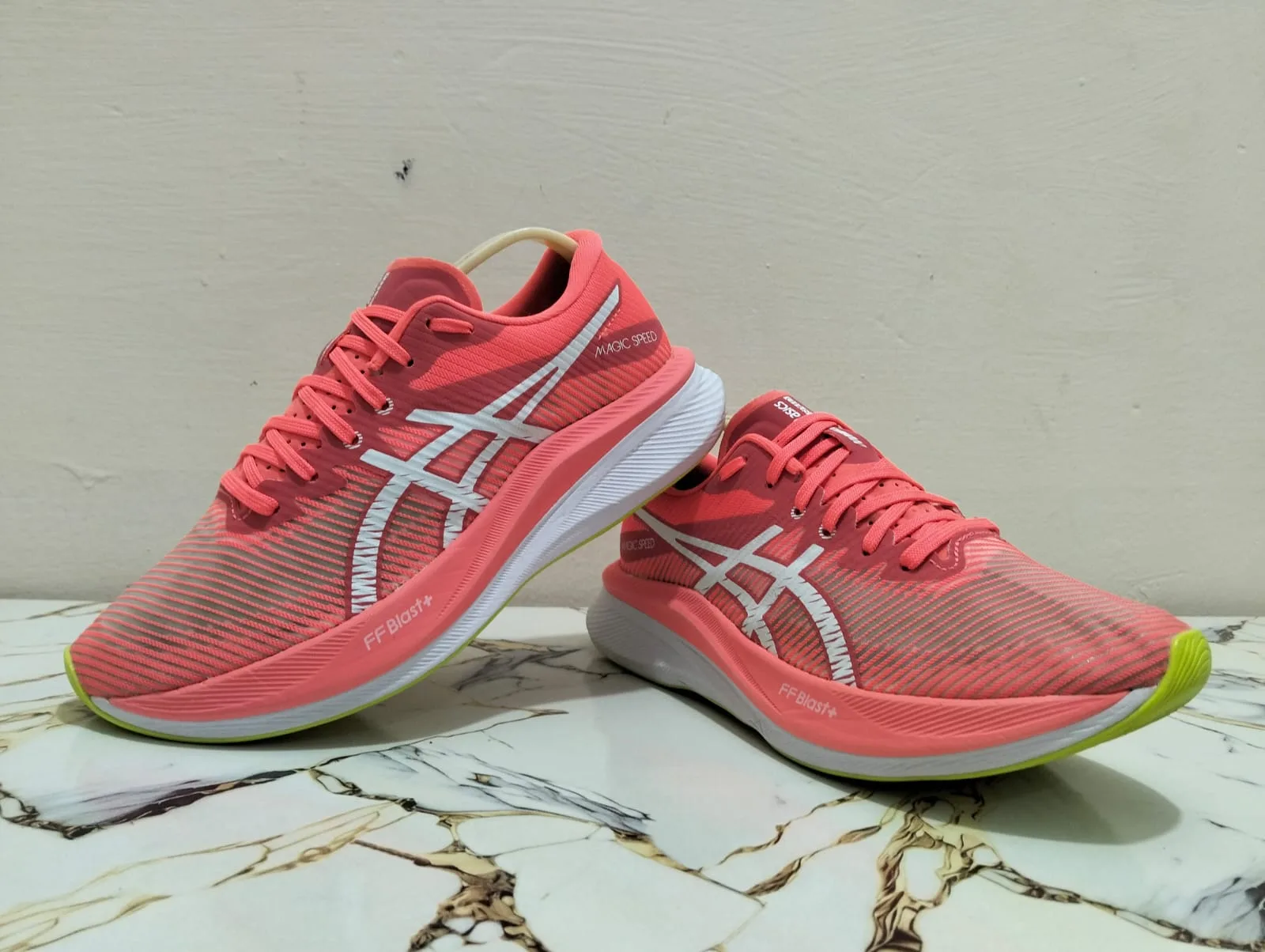 ASICS MAGIC SPEED 3 view 3