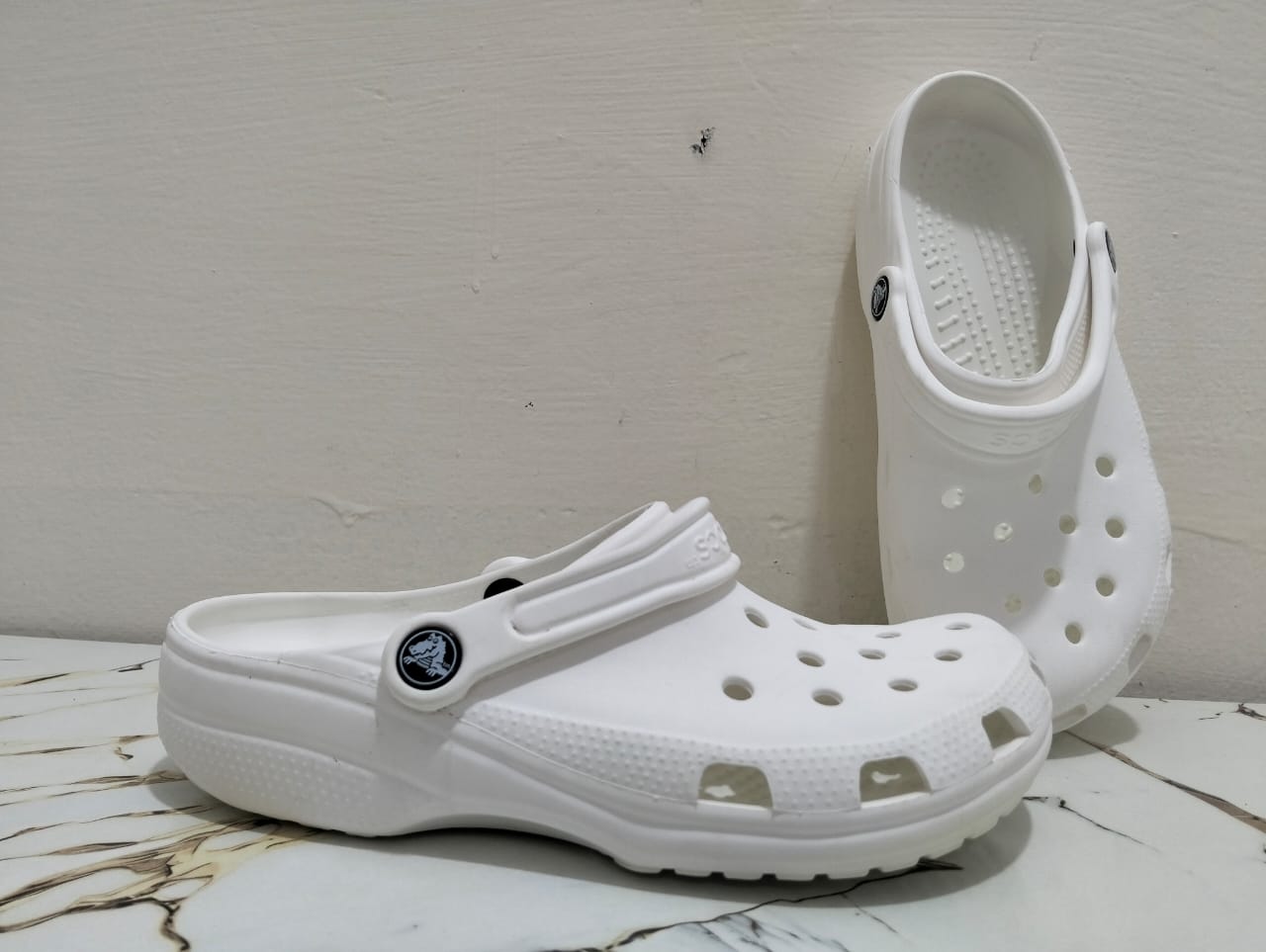 CROCS UNISEX CLOGS WHITE