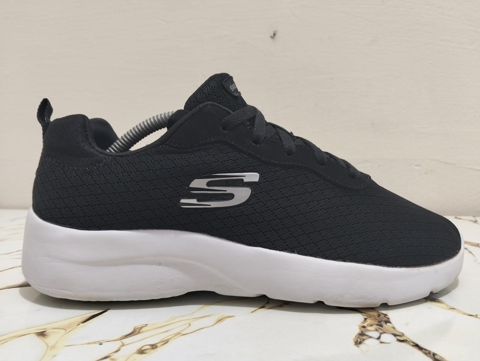 SKECHERS DYNAMITE 2