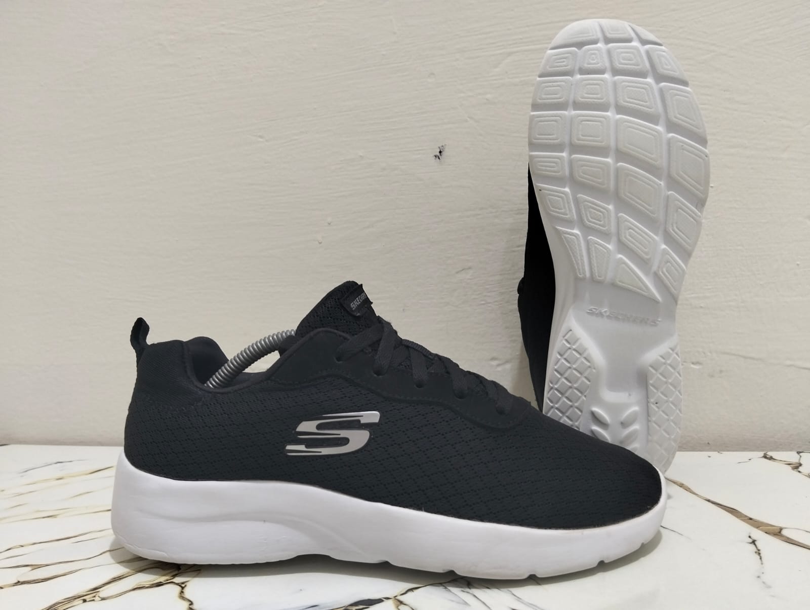 SKECHERS DYNAMITE 2 view 3