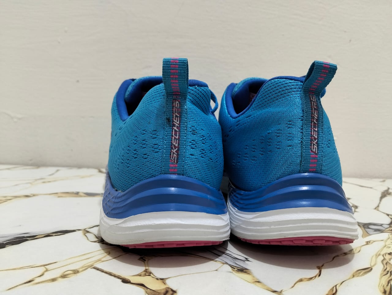 SKECHERS RELAXED FIT BLUE view 7