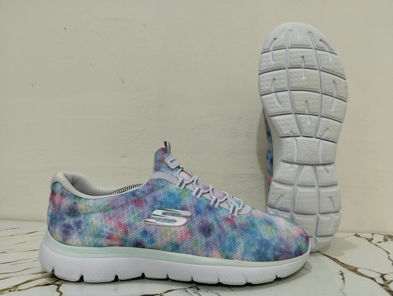 SKECHERS WOMEN SUMMITS MULTI