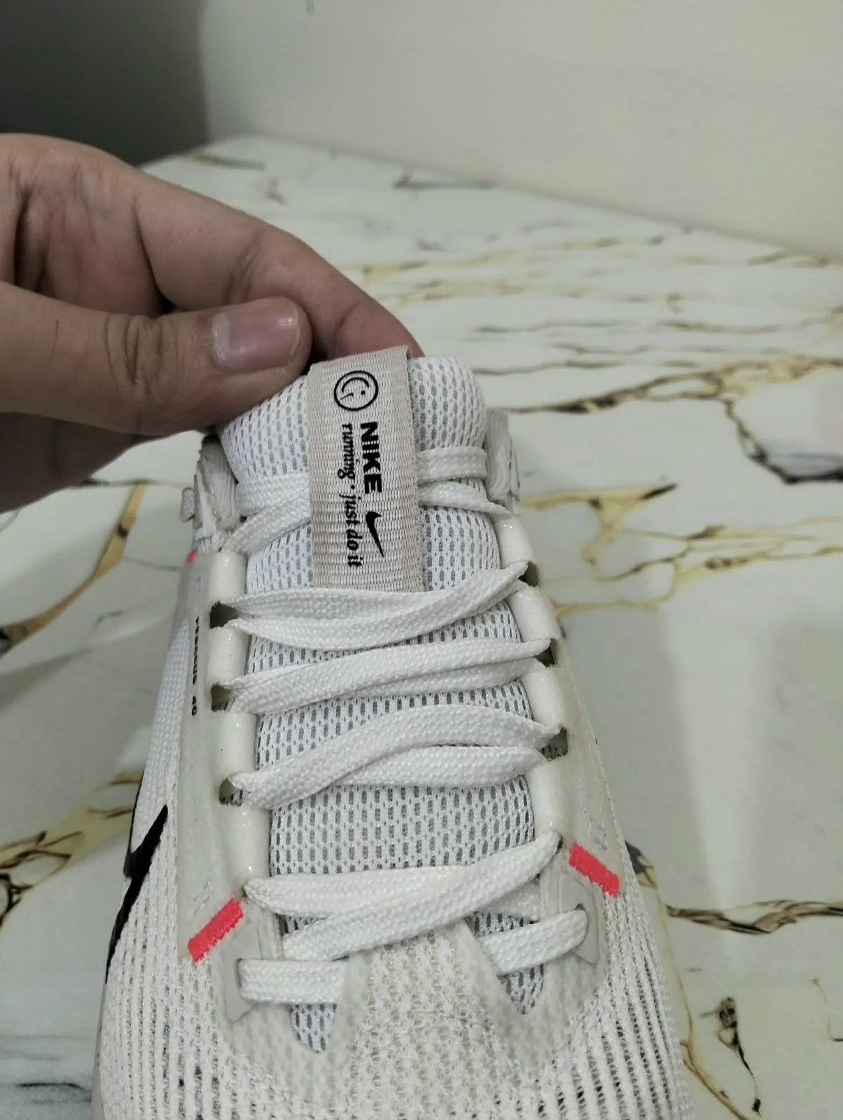 NIKE AIR ZOOM PEGASUS 40 view 5