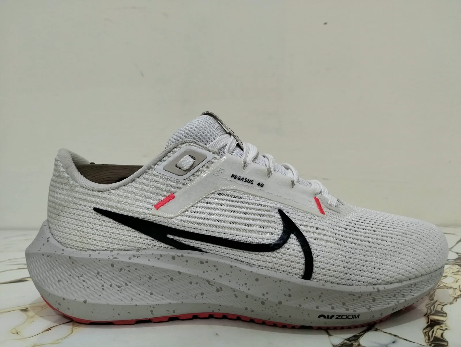 NIKE AIR ZOOM PEGASUS 40