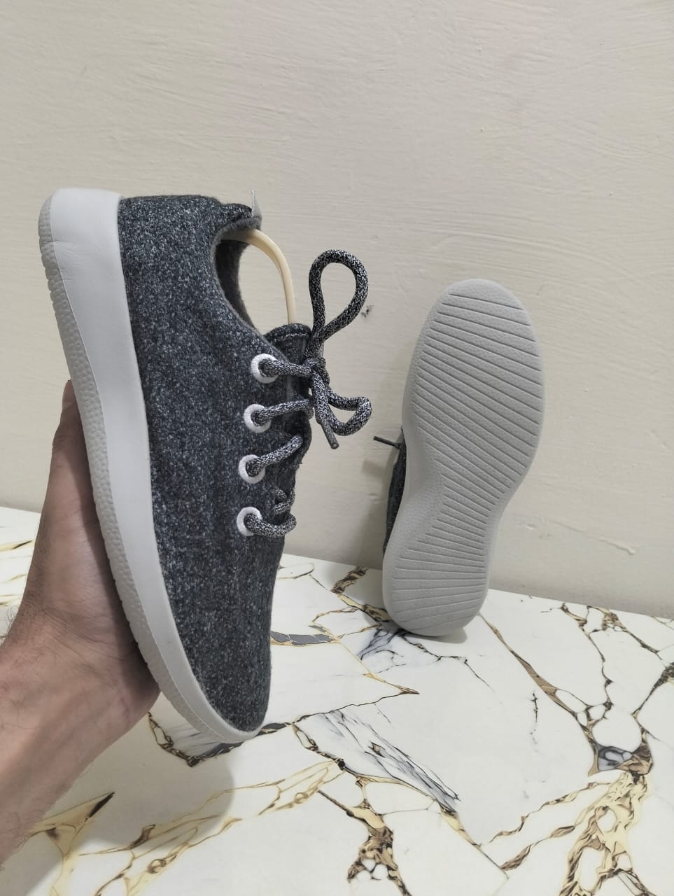 ALLBIRDS WOOL RUNNERS GREY view 8