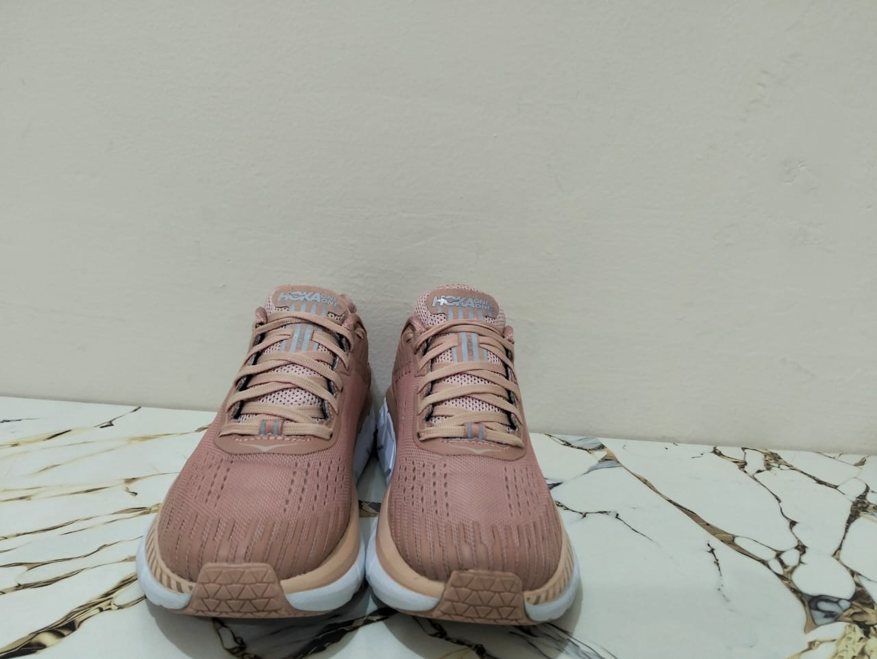 HOKA CLIFTON 5 view 6