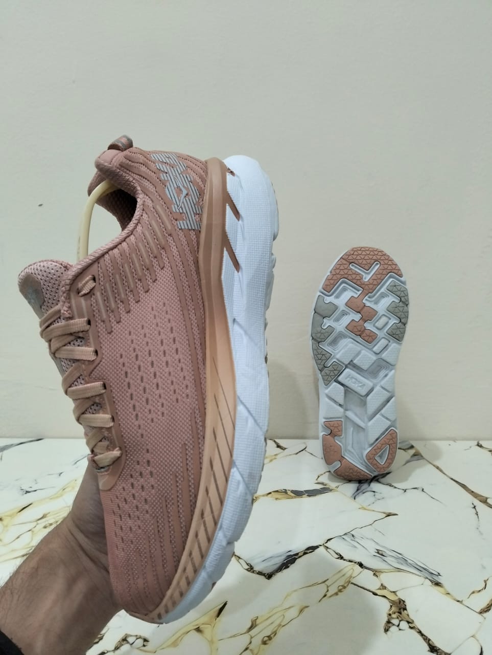 HOKA CLIFTON 5 view 7