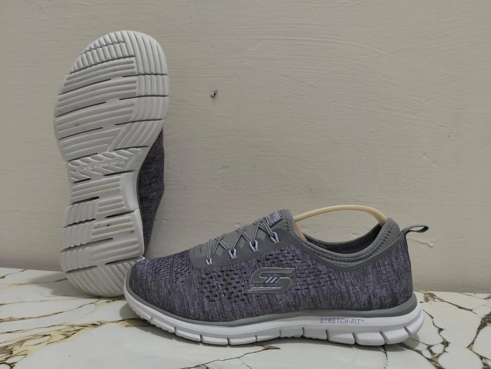 SKECHERS GLIDE STRETCH FIT PURPLE