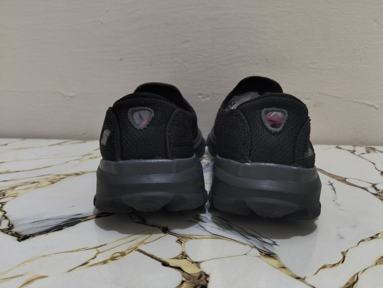 SKECHERS GO WALK PILLARS BLACK view 4