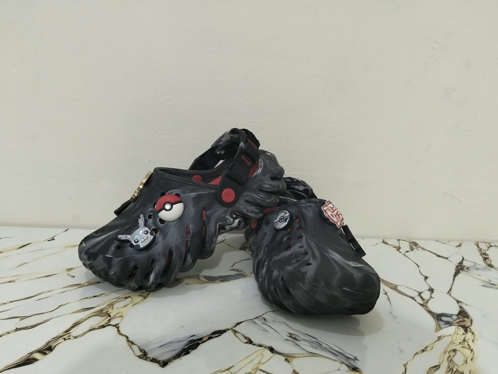 CROCS UNISEX KIDS CLOGS view 7