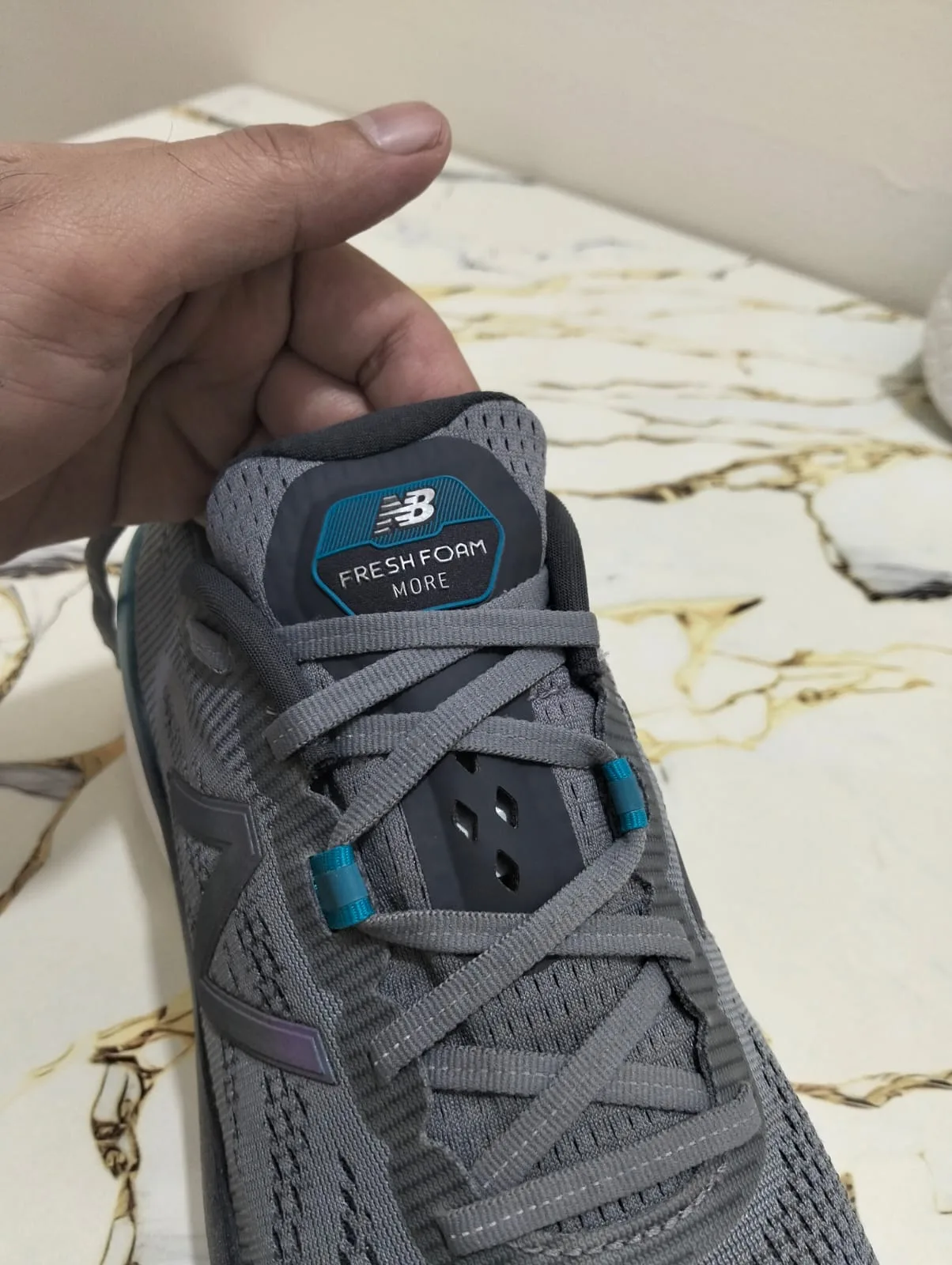 NEWBALANCE FRESH FOAM MORE view 5
