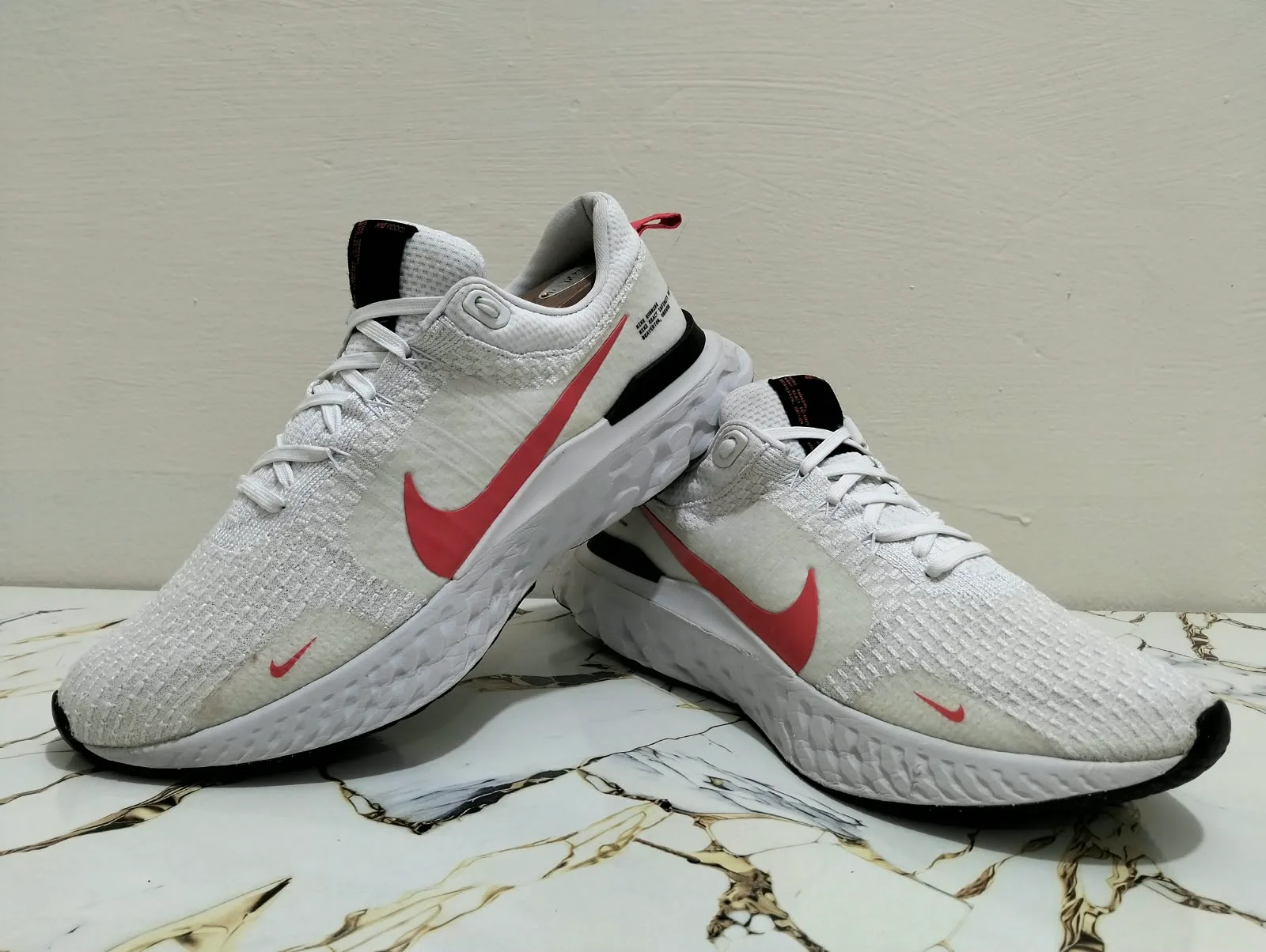 NIKE REACT INFINITY RUN FLYKNIT 3 view 3