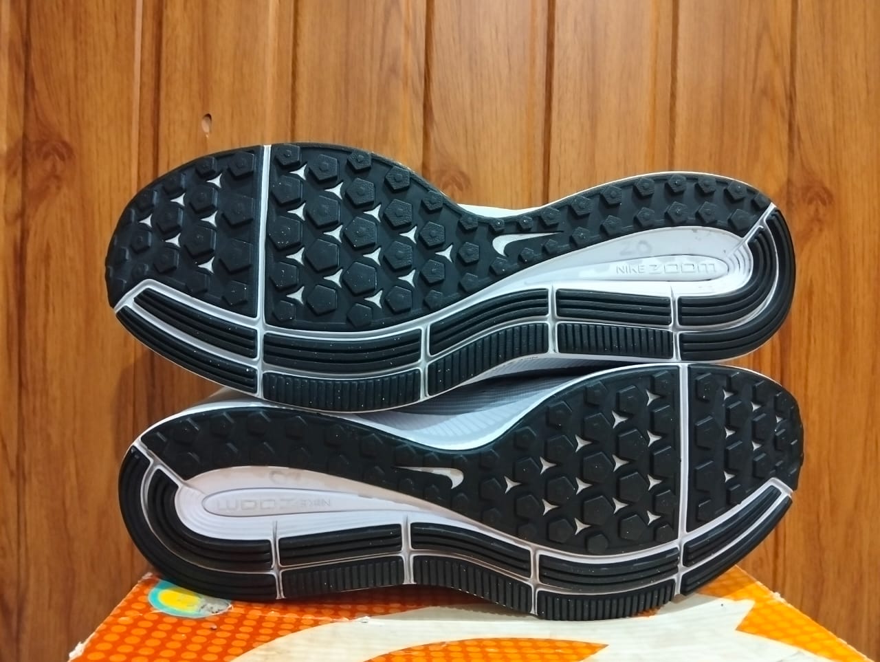 NIKE ZOOM PEGASUS 34 view 3