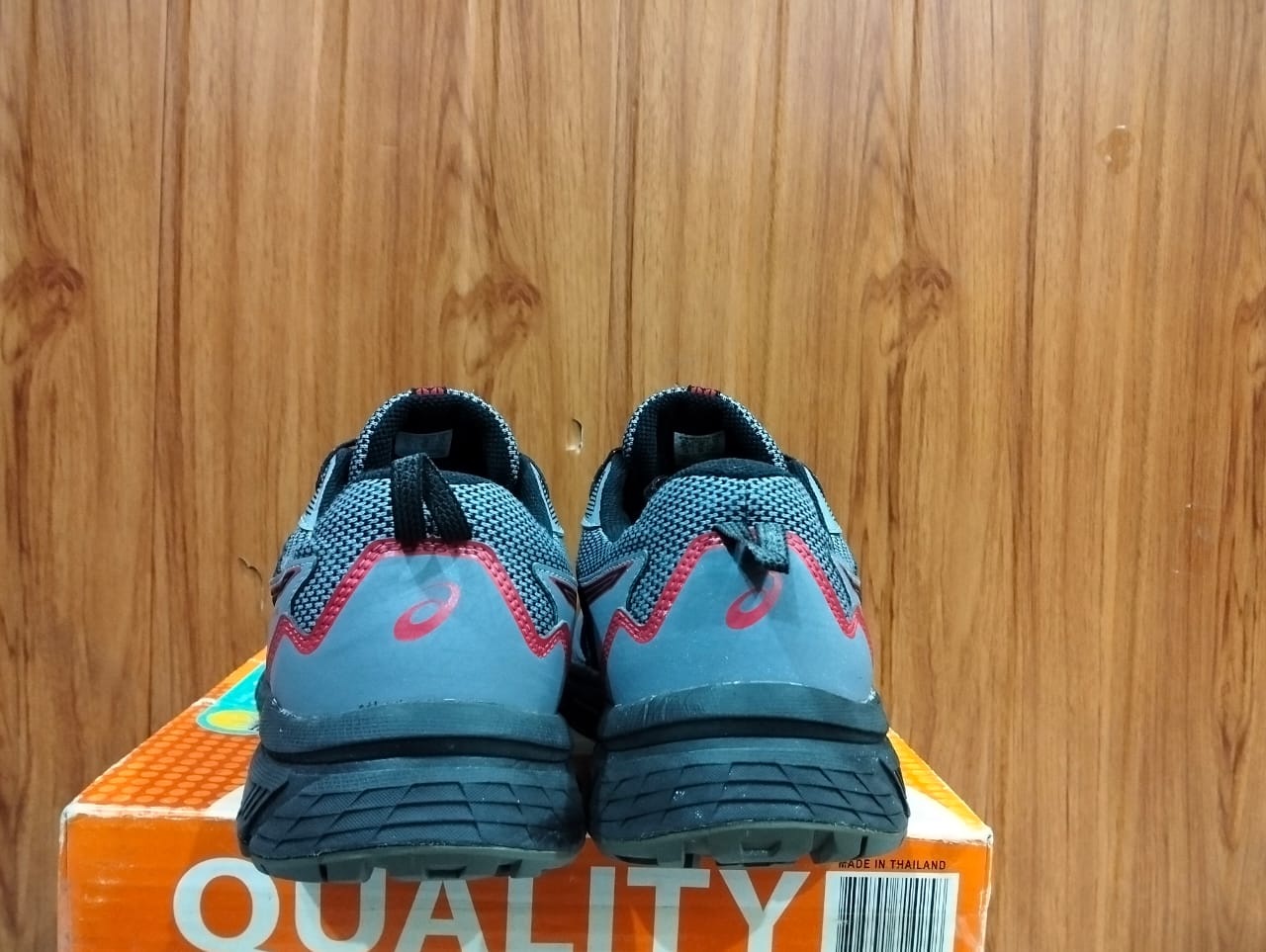 ASICS VENTURE 8 view 4