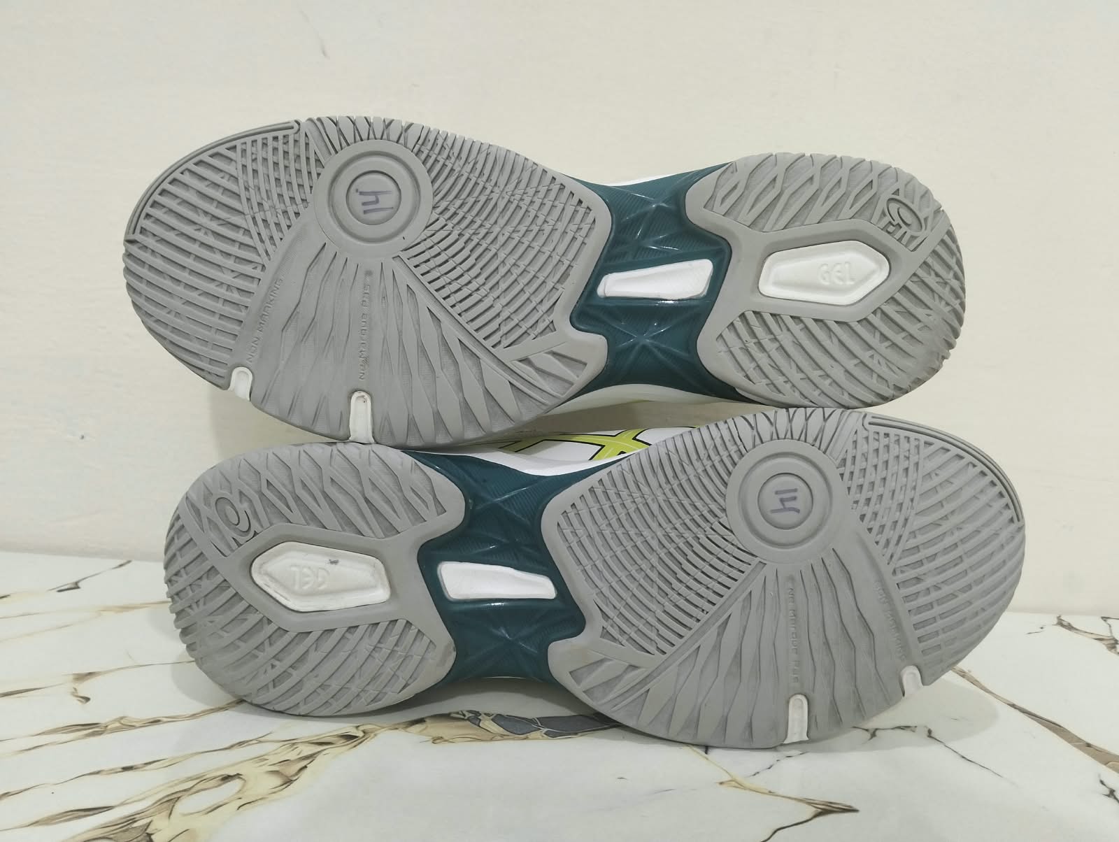 ASICS GEL ROCKET 10 view 4
