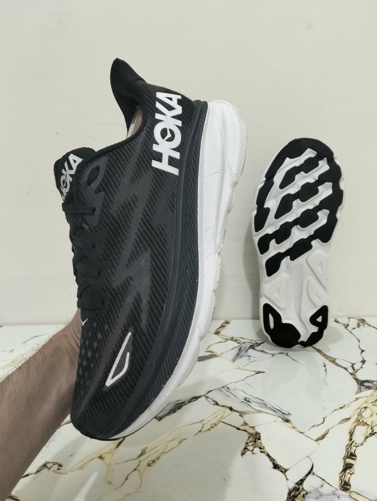 HOKA CLIFTON 9 view 5