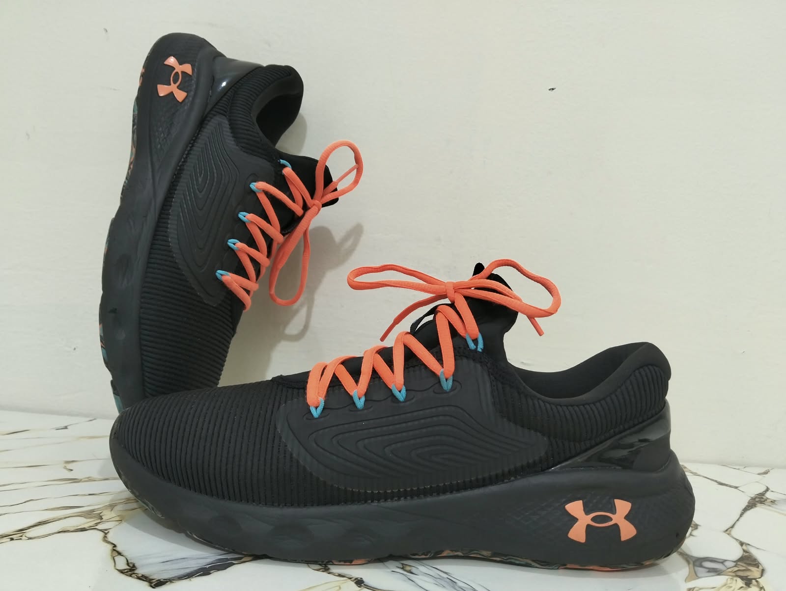 UNDER ARMOUR CHARGED VANTAGE 2 view 3