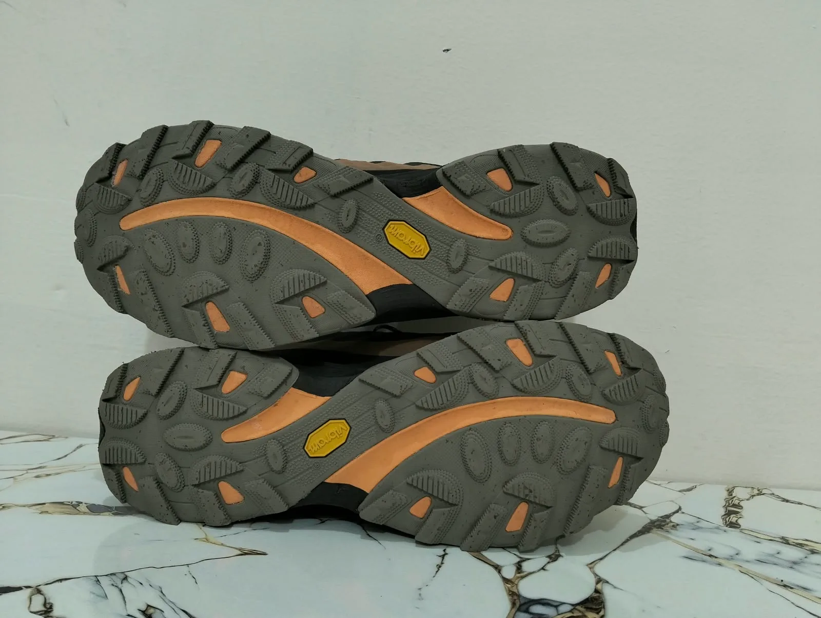 MERREL MOAB SPEED MID GTX view 4